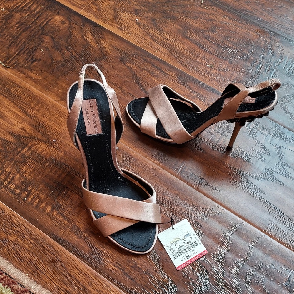 Shoes - Picture 11 of 12
